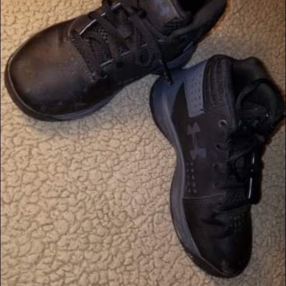 Youth 12K Black& Grey Under Amour High Tops - Picture 7 of 7